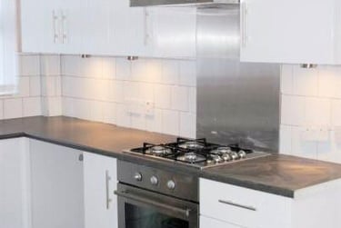 5 bed house, Metchley Drive, Harborne, Birmingham, B170JX - Image 2